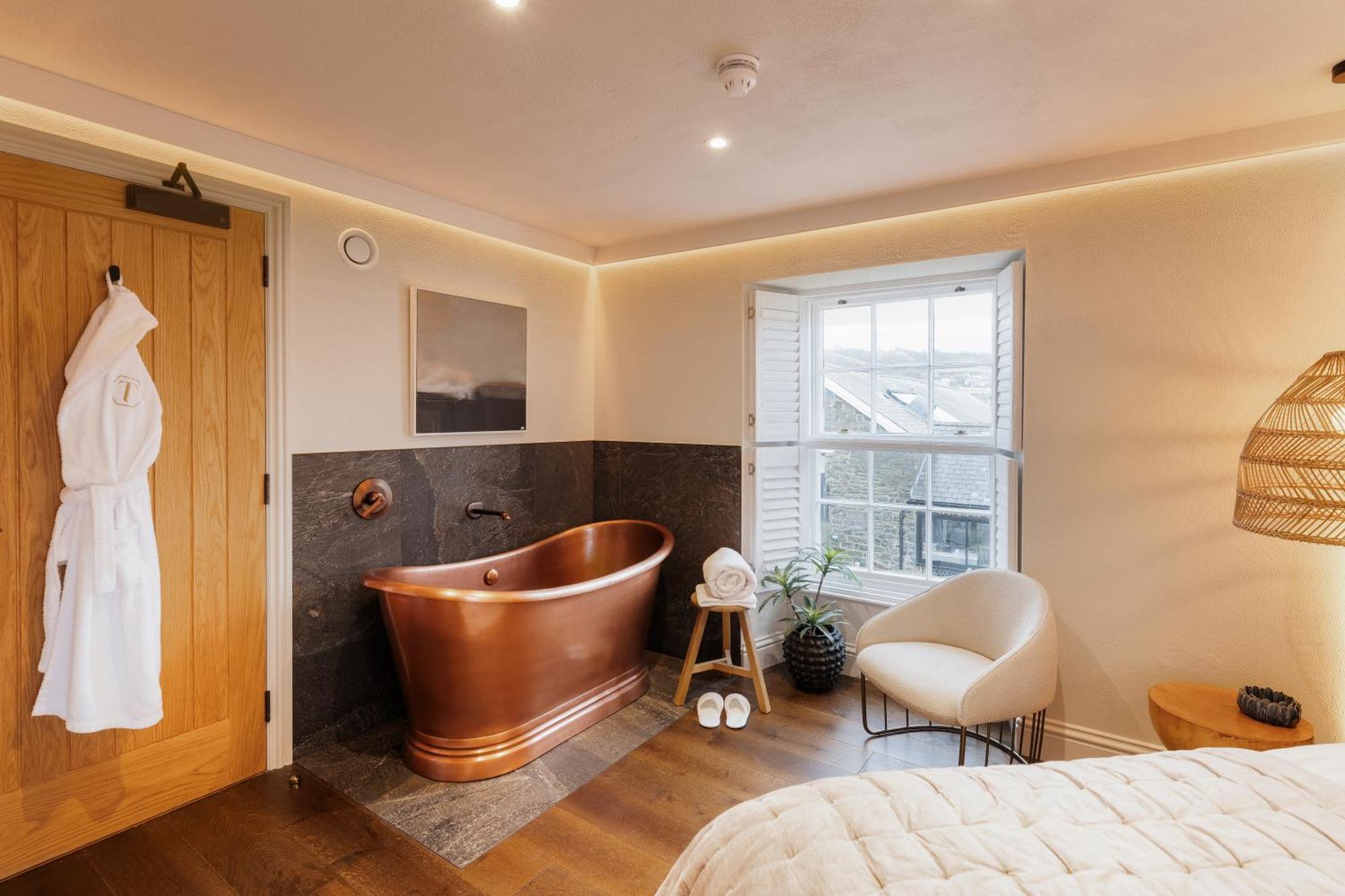 Hive Townhouse 호텔 애버라에론 외부 사진
