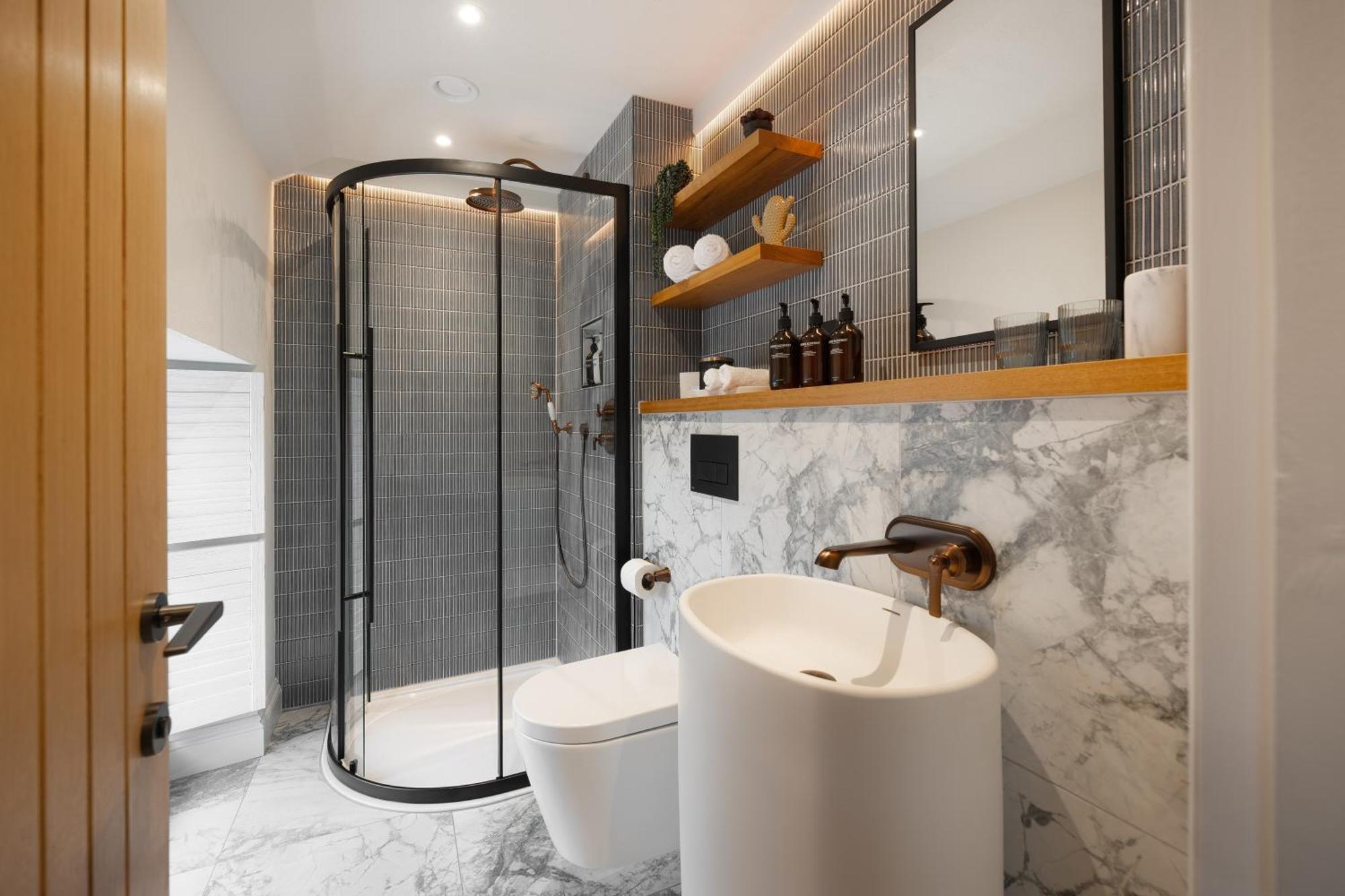 Hive Townhouse 호텔 애버라에론 외부 사진