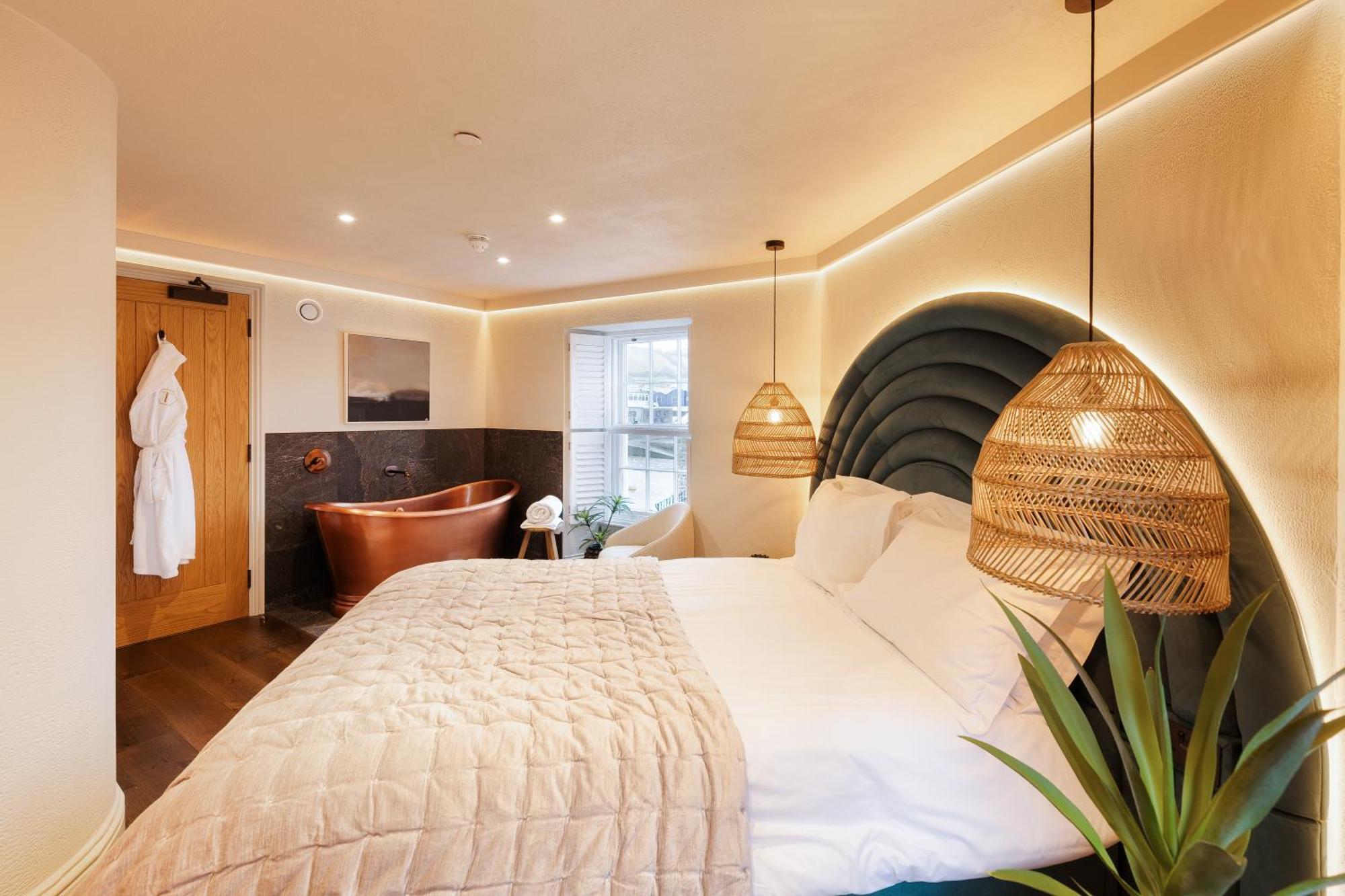 Hive Townhouse 호텔 애버라에론 외부 사진