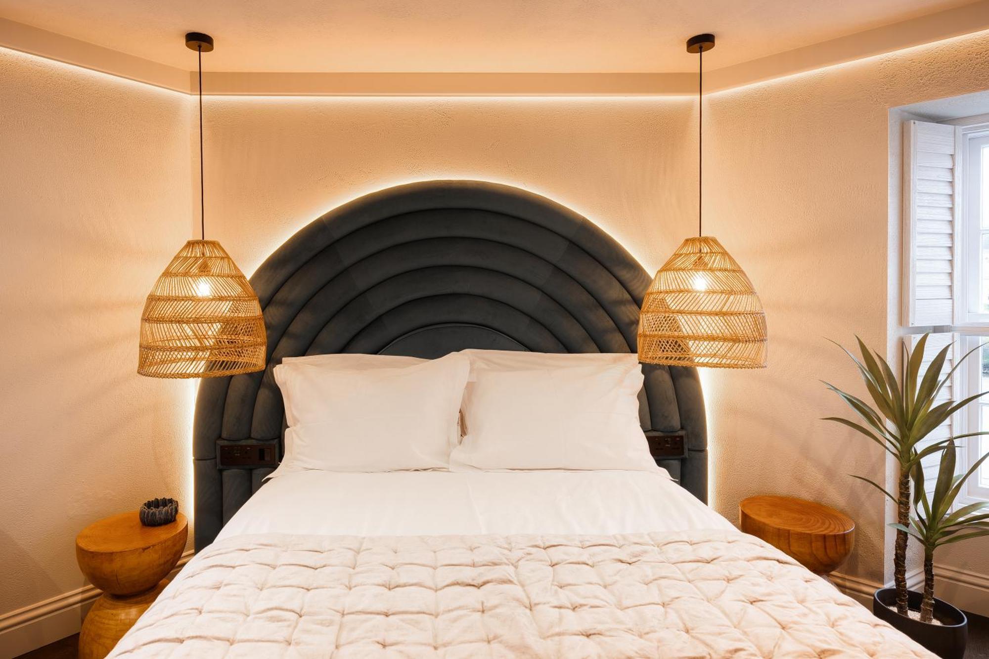 Hive Townhouse 호텔 애버라에론 외부 사진